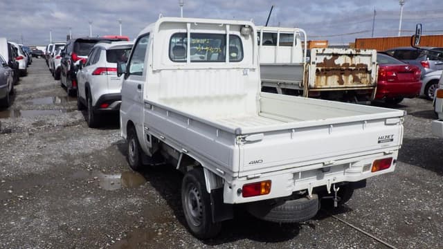 2008 Daihatsu Hijet JDM car for sale — photo 3 of 16