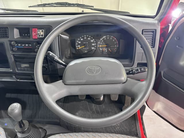 2000 Toyota Dyna JDM car for sale — photo 14 of 25