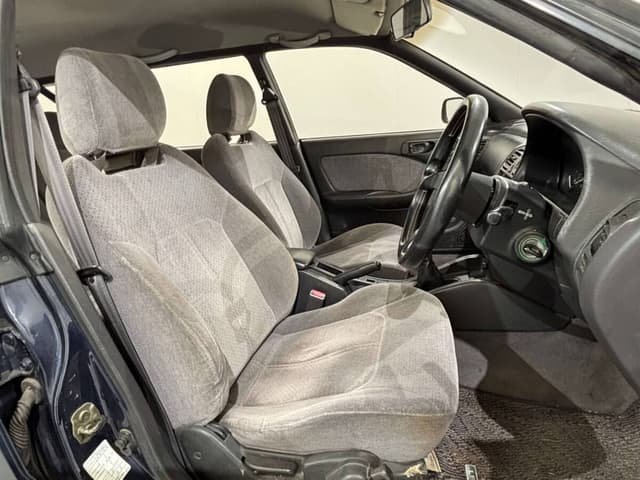 1996 Subaru Legacy JDM car for sale — photo 8 of 25