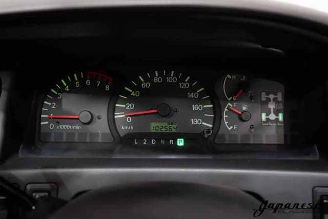 1999 Mitsubishi Delica JDM car for sale — photo 13 of 25