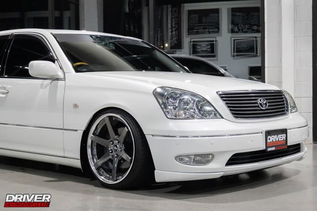 2001 Toyota Celsior JDM car for sale — photo 23 of 25