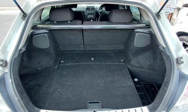 2001 Toyota Altezza JDM car for sale — photo 10 of 20