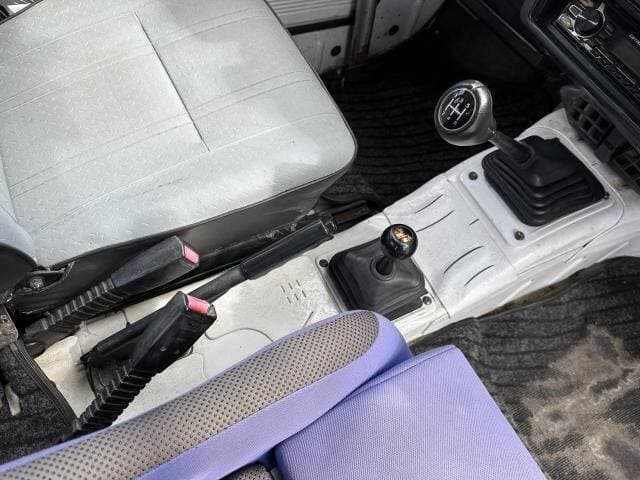 1992 Suzuki Jimny JDM car for sale — photo 11 of 13