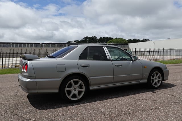 2000 Nissan Skyline JDM car for sale — photo 7 of 19