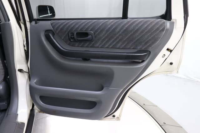 1998 Honda CR-V JDM car for sale — photo 21 of 25