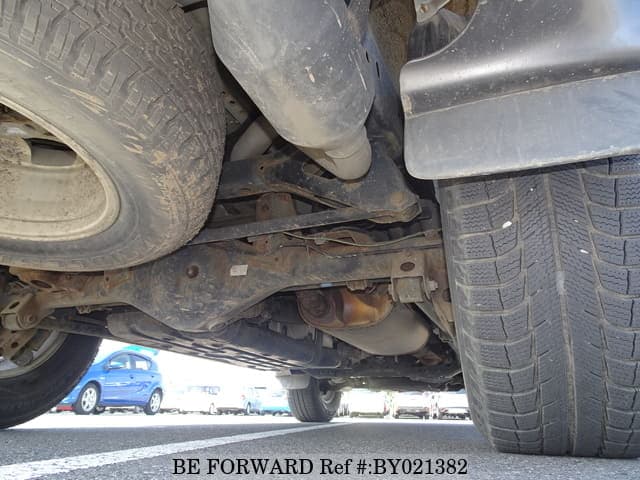 2006 Toyota Land Cruiser Prado JDM car for sale — photo 16 of 25
