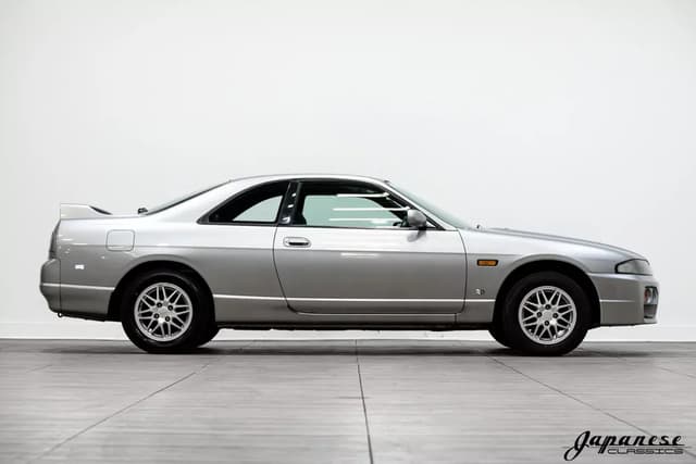 1997 Nissan Skyline JDM car for sale — photo 5 of 25