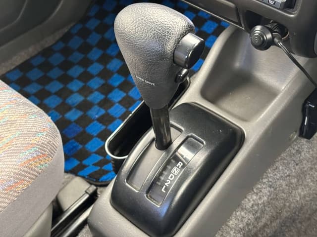 1999 Suzuki Jimny JDM car for sale — photo 20 of 25