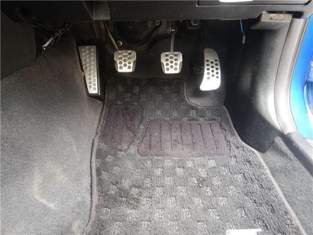 2000 Nissan Skyline JDM car for sale — photo 17 of 25