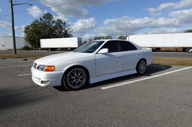 1998 Toyota Chaser JDM car for sale — photo 13 of 18