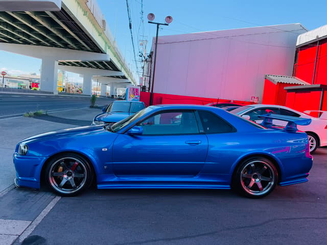 Nissan Skyline JDM car for sale — photo 18 of 25