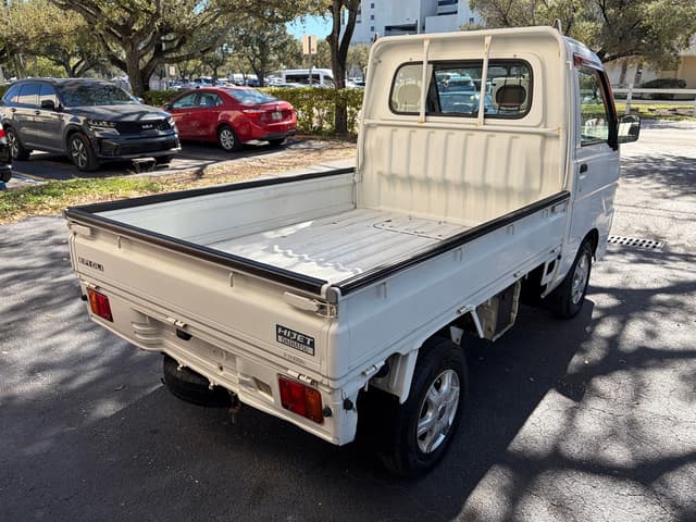 2000 Daihatsu Hijet JDM car for sale — photo 8 of 17