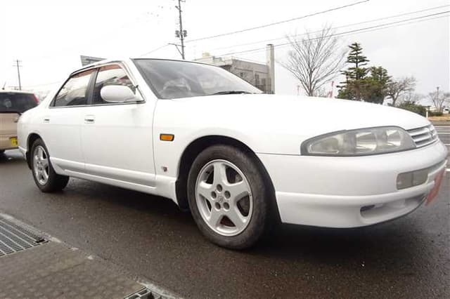 1993 Nissan Skyline JDM car for sale — photo 4 of 25