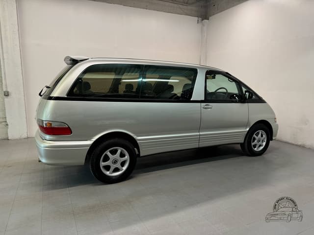1999 Toyota Estima JDM car for sale — photo 20 of 25