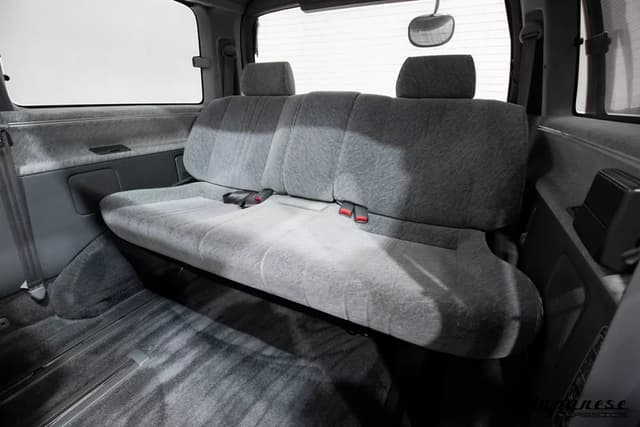 1996 Toyota Granvia JDM car for sale — photo 17 of 25