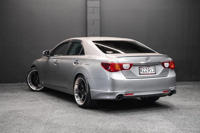 2009 Toyota Mark X JDM car for sale — photo 7 of 20