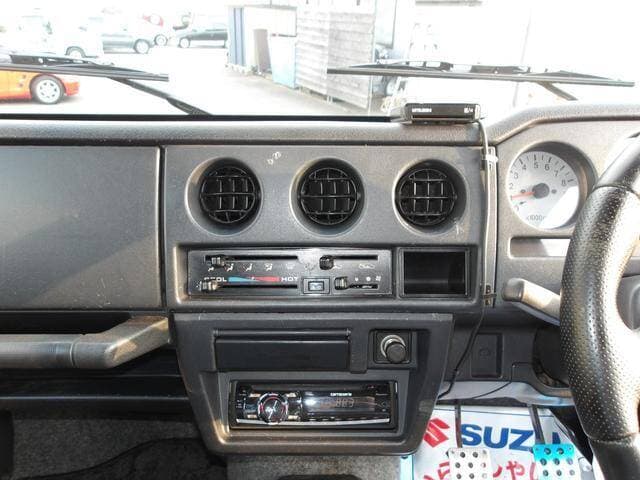 1995 Suzuki Jimny JDM car for sale — photo 16 of 20