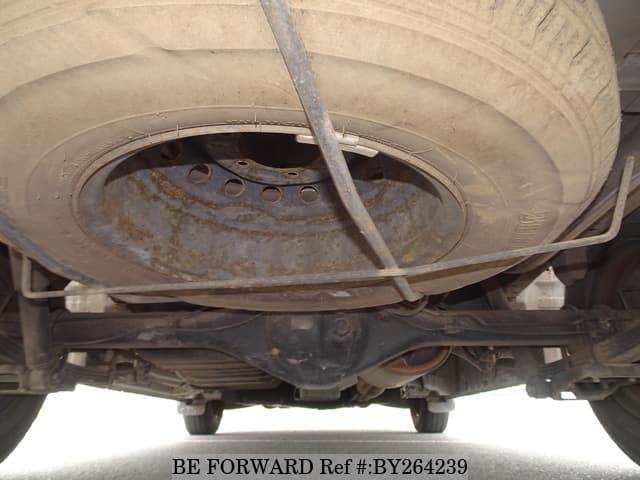 2005 Toyota HiAce JDM car for sale — photo 20 of 25