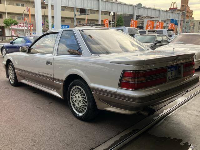 1988 Toyota Soarer JDM car for sale — photo 8 of 20