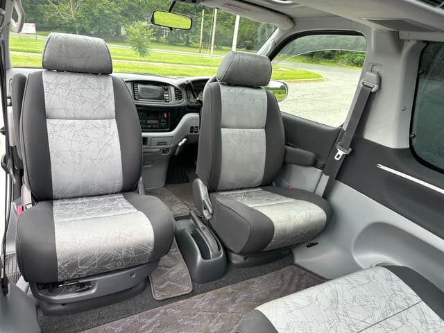 2000 Toyota HiAce JDM car for sale — photo 15 of 20