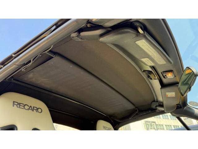 2001 Mazda Roadster (Eunos Roadster / MX-5) JDM car for sale — photo 14 of 20