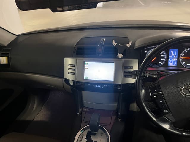 2006 Toyota Mark X JDM car for sale — photo 5 of 10