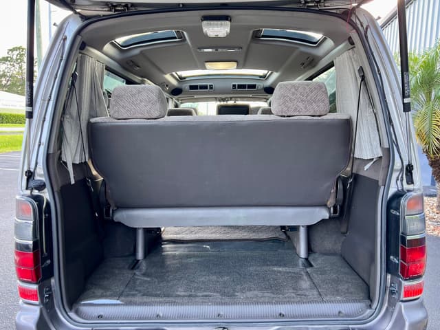 1996 Toyota HiAce JDM car for sale — photo 11 of 22