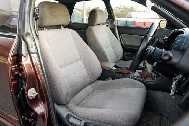 1991 Nissan Skyline JDM car for sale — photo 16 of 18