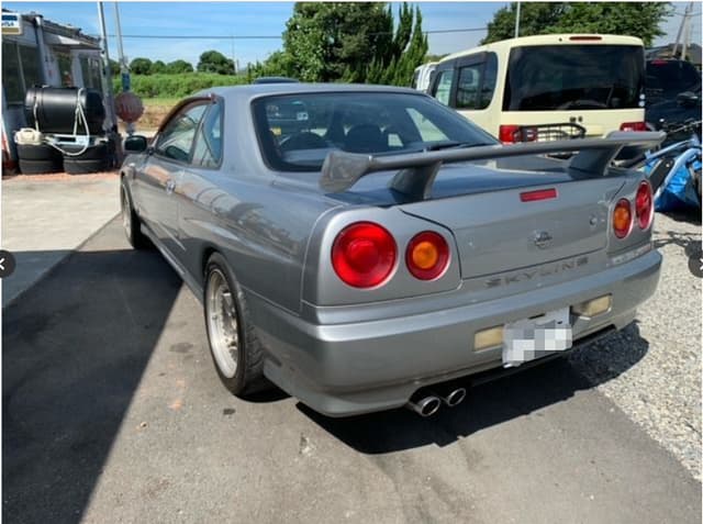 1998 Nissan Skyline JDM car for sale — photo 6 of 10