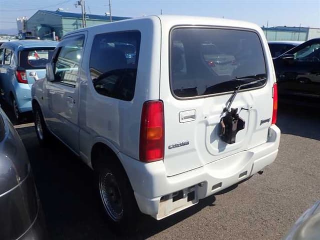 2000 Suzuki Jimny JDM car for sale — photo 6 of 21