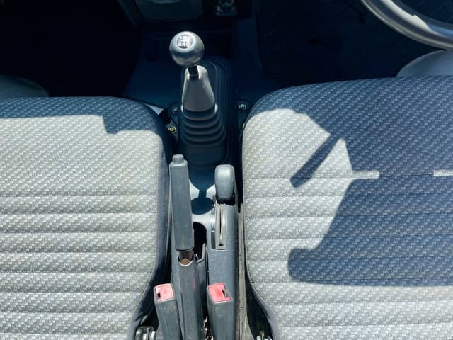 1999 Daihatsu Hijet JDM car for sale — photo 20 of 25
