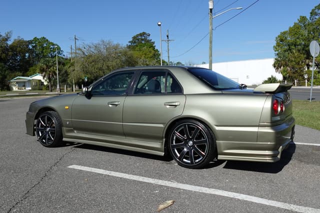 1998 Nissan Skyline JDM car for sale — photo 11 of 19