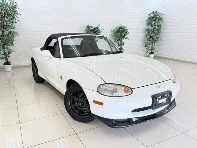 1998 Mazda Roadster (Eunos Roadster / MX-5) JDM car for sale — photo 2 of 17