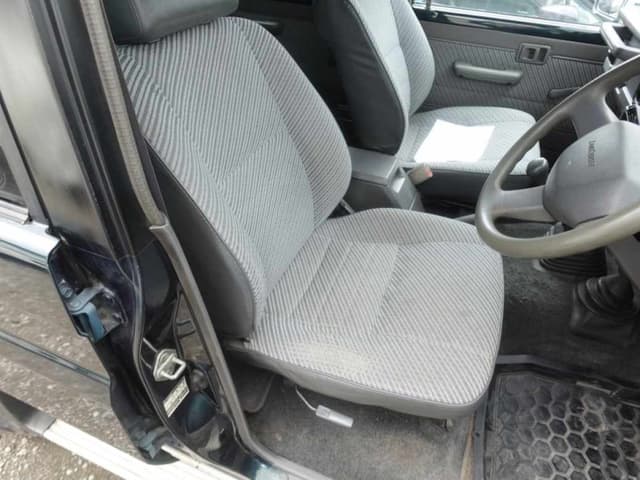 1993 Toyota Land Cruiser JDM car for sale — photo 17 of 23