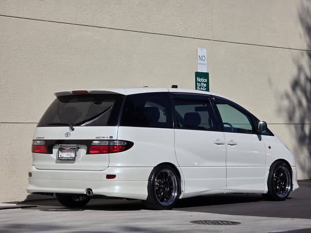 2000 Toyota Estima JDM car for sale — photo 13 of 23