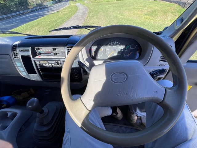 2010 Toyota Dyna JDM car for sale — photo 13 of 16