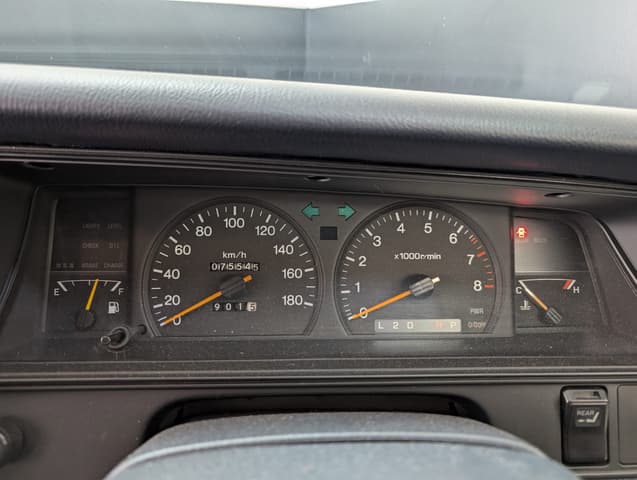 1995 Toyota Crown JDM car for sale — photo 11 of 25