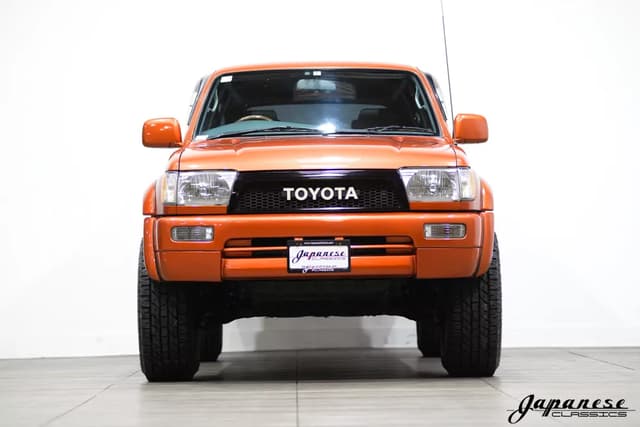 1996 Toyota Hilux JDM car for sale — photo 2 of 25