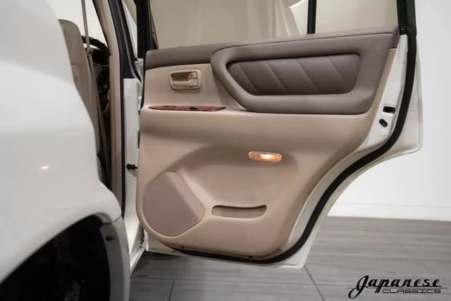 2000 Toyota Land Cruiser JDM car for sale — photo 23 of 25