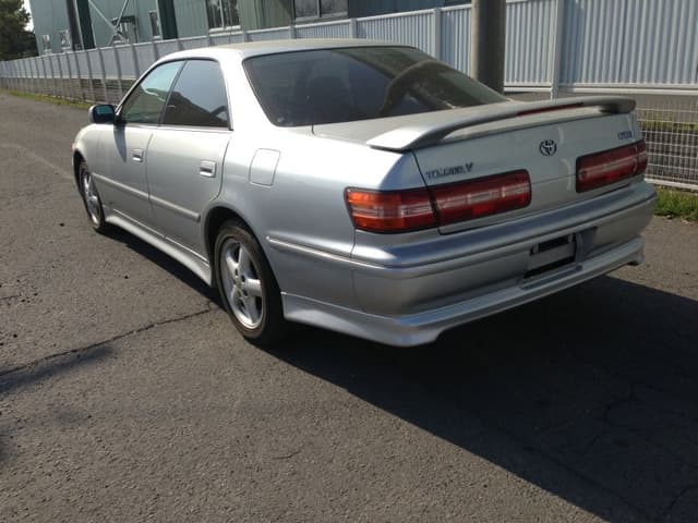 1996 Toyota Mark II JDM car for sale — photo 4 of 5