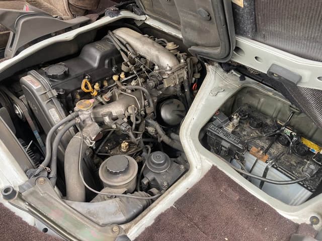 1994 Toyota HiAce JDM car for sale — photo 16 of 16
