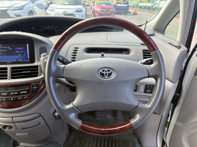 2002 Toyota Estima JDM car for sale — photo 7 of 24