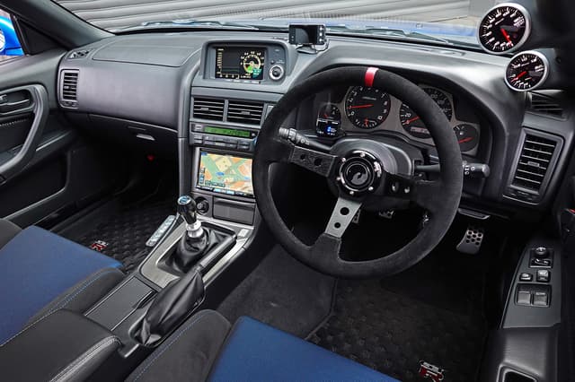 2000 Nissan Skyline JDM car for sale — photo 5 of 25