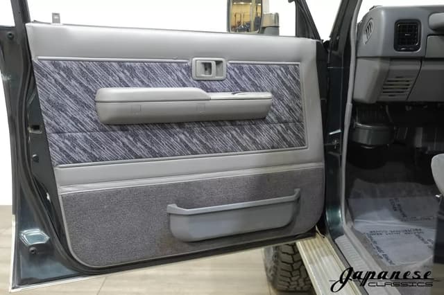 1995 Toyota Land Cruiser Prado JDM car for sale — photo 20 of 25