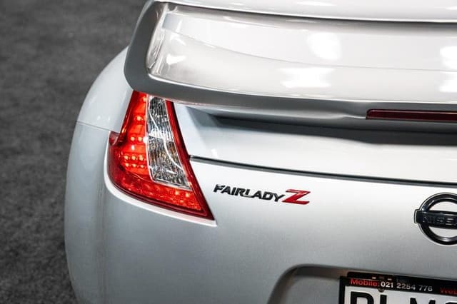 2009 Nissan Fairlady Z JDM car for sale — photo 7 of 20