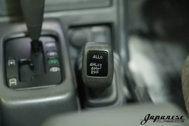 1998 Mitsubishi Pajero JDM car for sale — photo 11 of 25