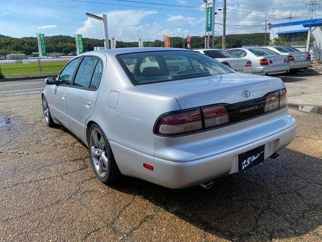 1997 Toyota Aristo JDM car for sale — photo 10 of 20