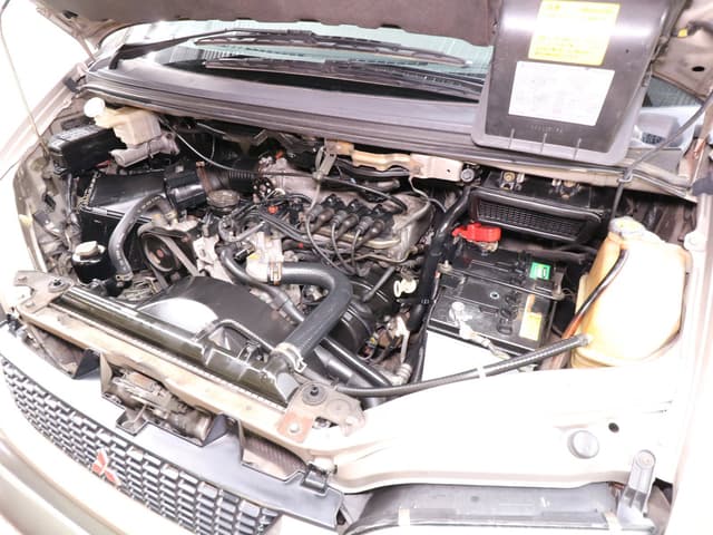 1997 Mitsubishi Delica JDM car for sale — photo 24 of 25