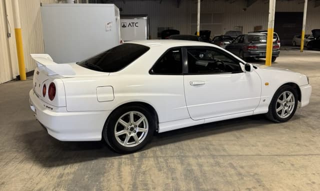 1998 Nissan Skyline JDM car for sale — photo 6 of 25