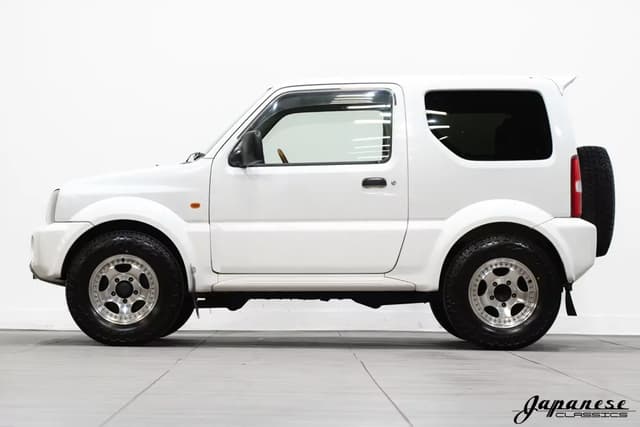 1999 Suzuki Jimny JDM car for sale — photo 4 of 25
